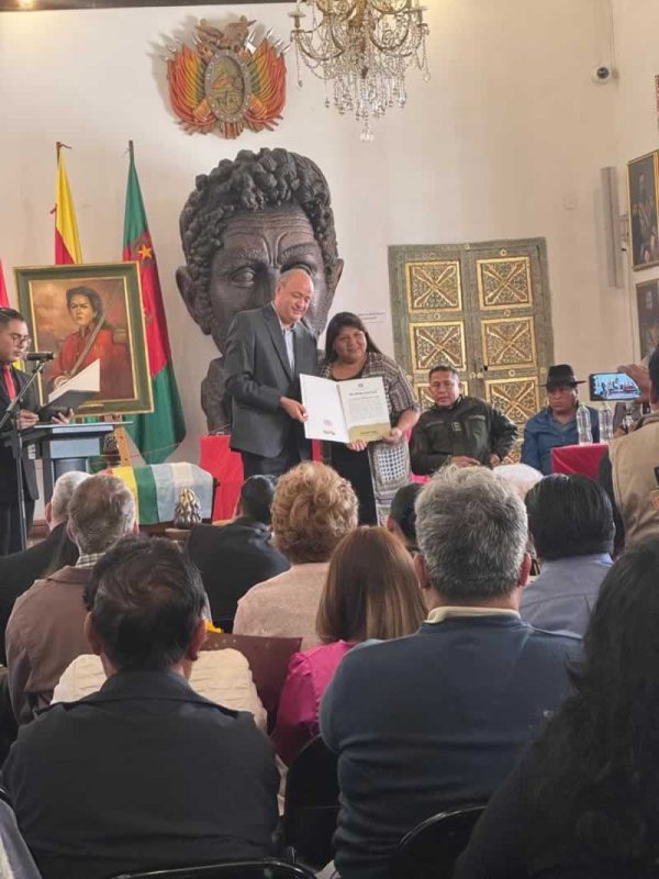 reconocimiento Caf brigada parlamentaria4
